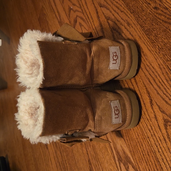 UGG Daelyn boots - Picture 5 of 7